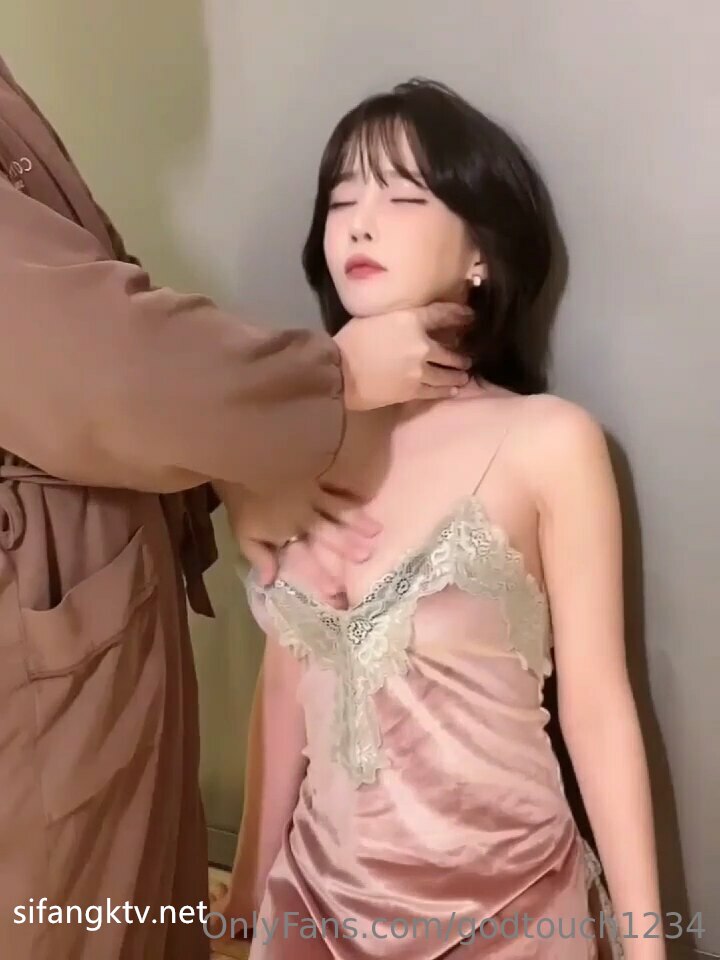 超正网红美女透视短裙直播秀白嫩奶子揉搓美穴玩弄抽插娇喘呻吟一浪接一浪